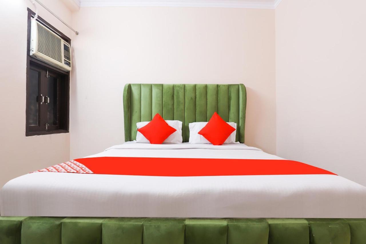 Oyo 77819 Shahdara Inn New Delhi Ngoại thất bức ảnh
