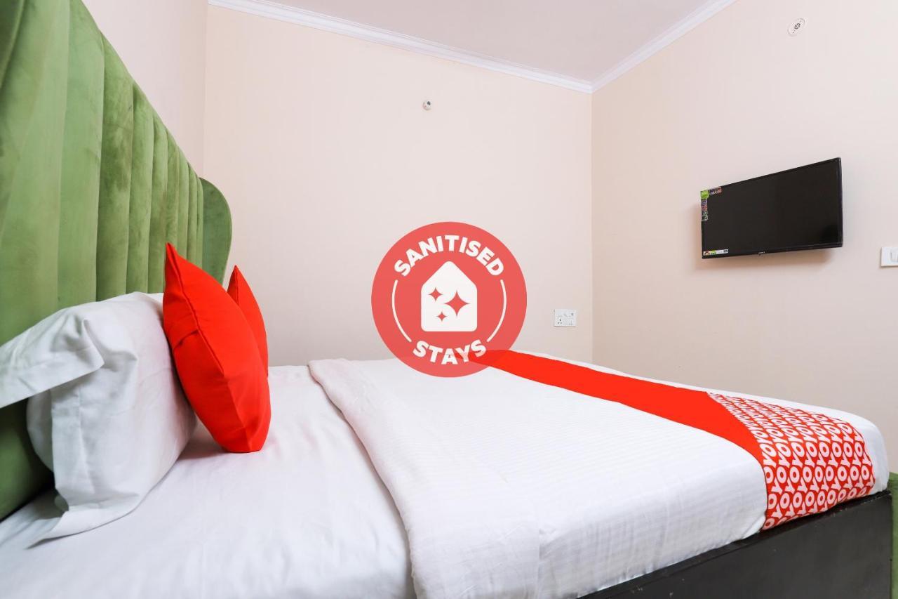 Oyo 77819 Shahdara Inn New Delhi Ngoại thất bức ảnh