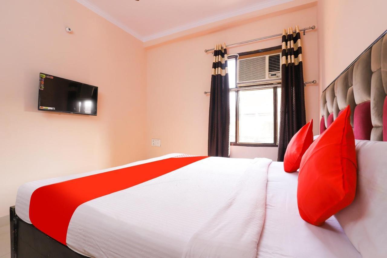 Oyo 77819 Shahdara Inn New Delhi Ngoại thất bức ảnh