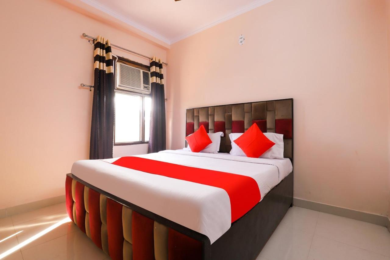 Oyo 77819 Shahdara Inn New Delhi Ngoại thất bức ảnh